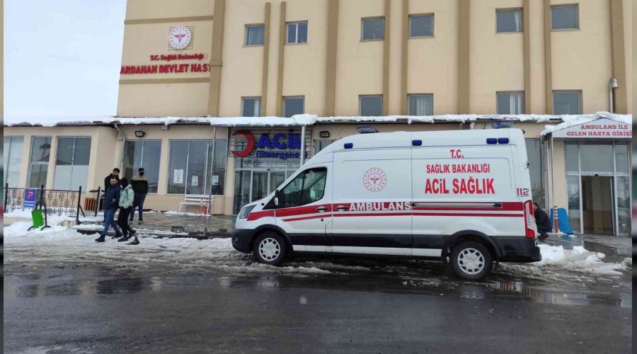 Ardahan'da 42 öğrenci zehirlendi
