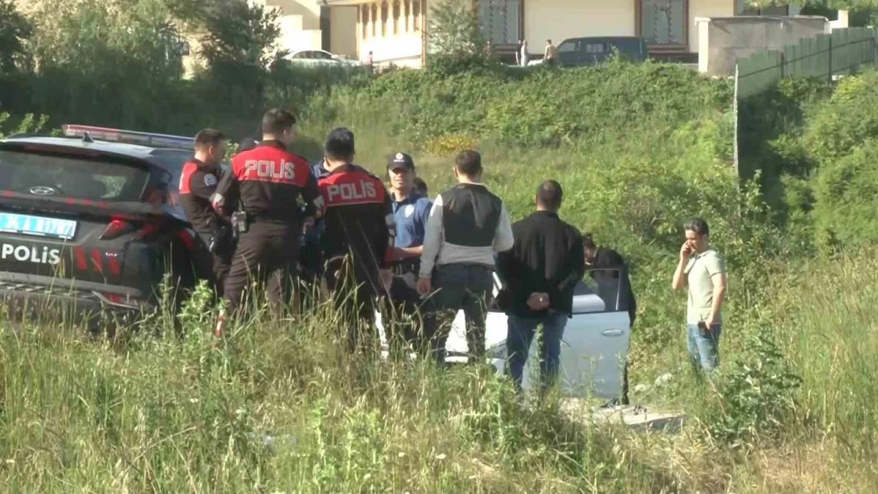 Arnavutköy'de polisin GBT kontrolünde silahlar patladı: 1 ölü