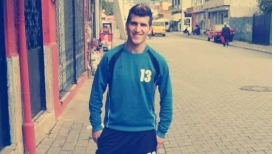 Aydn'da amatr spor msabakasnda srasnda sporcunun kalbi durdu