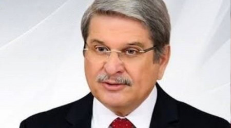  Aytun Çıray, milletvekili adaylığından çekildi