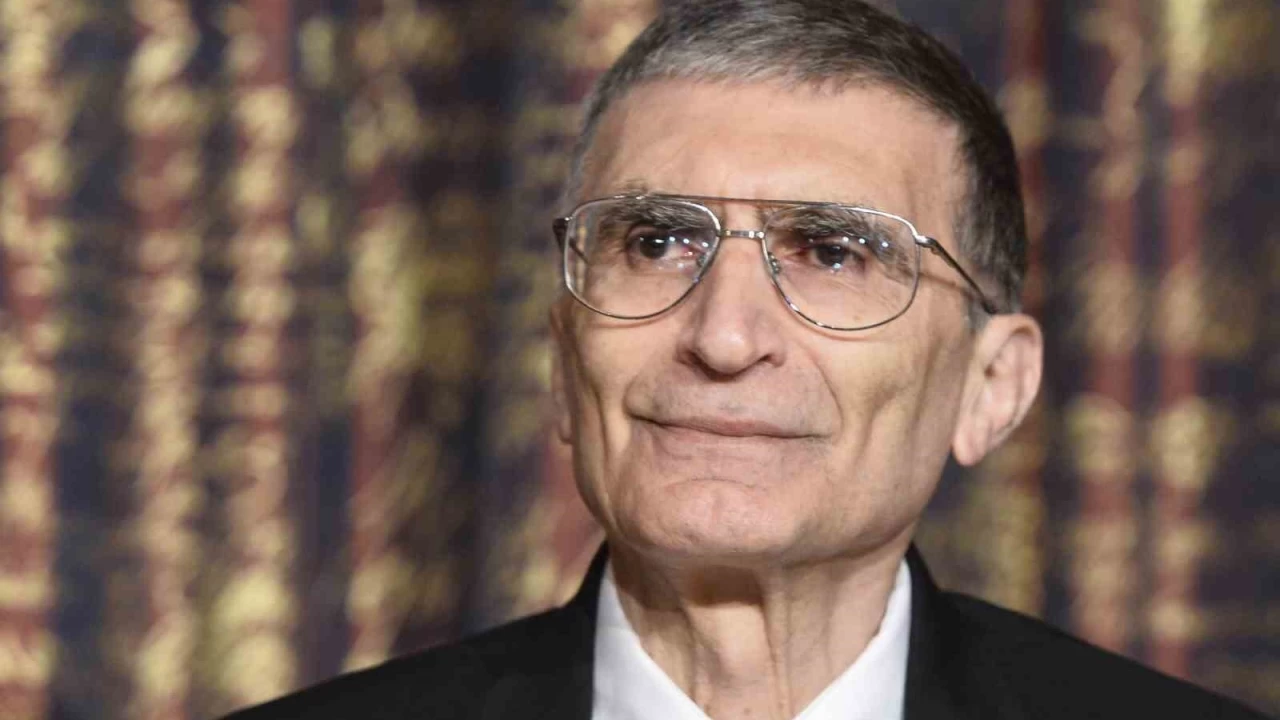 Aziz Sancar'a KKTC vatandaşlığı verildi