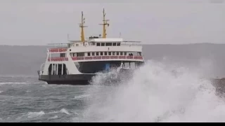 Bandırma ve Erdek'te feribot seferleri iptal edildi