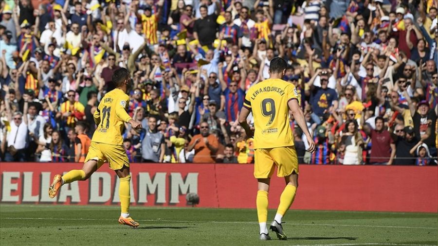 Barcelona şampiyonluğa bir adım daha yaklaştı