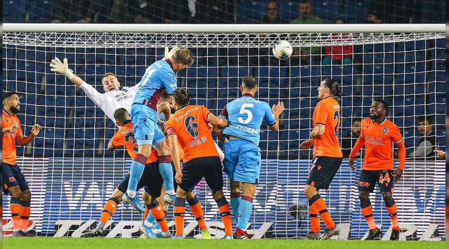 Ba�ak�ehir �z�ld�, Trabzonspor sevindi