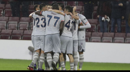 Başakşehir'e evinde zor rakip
