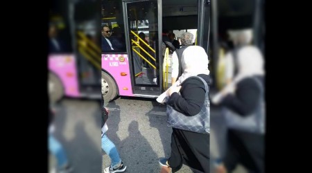 Belediye otobüsünde kavga