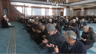 Beşikdüzü’nde Prof. Dr. Haydar Baş ve şehitlerimiz için mevlit programı