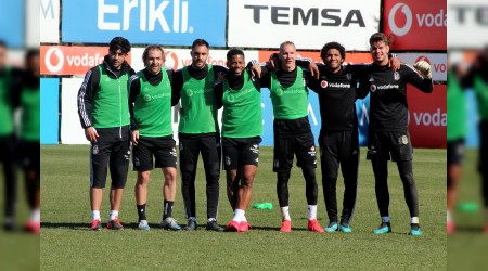 Beşiktaş'ta yabancılar erteleme istiyor
