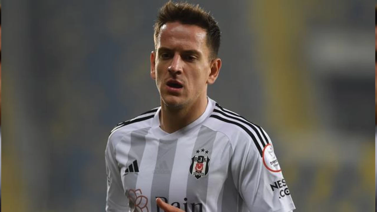 Be�ikta�'tan Rizespor'a kiral�k gitti