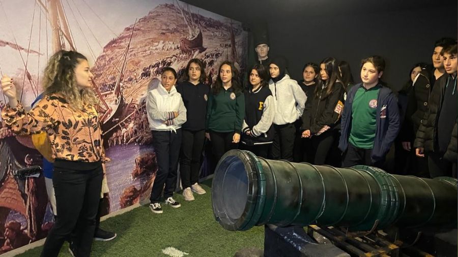 Bilgilerini 'Tarihe Açılan Odalar'la pekiştiriyorlar
