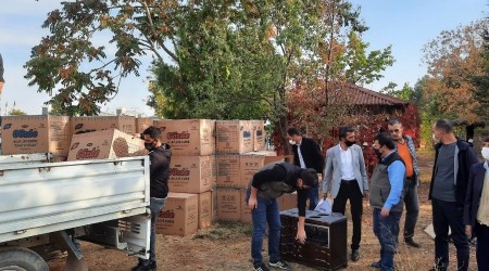 Bingöl'de köylere soba dağıtımı yapıldı