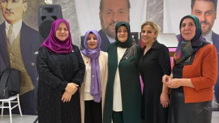 BTP Elaz��da "Anneler G�n�" co�kusu: Kad�n Kollar� Te�kilat� yeni kat�l�mlarla g��leniyor