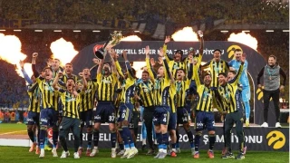 Bu golcü seçim kaybettirir! Fenerbahçe'ye Fransa'dan santrfor