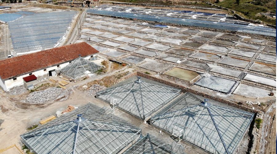 Bunaltıcı sıcaklar 3 bin yıllık "Kemah tuzu"na bereket getirdi