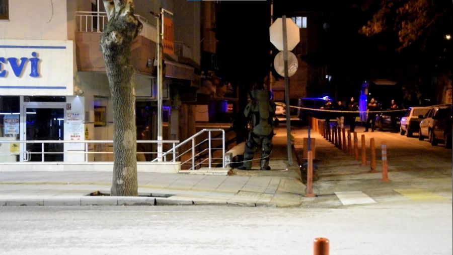 Burdur'da ��pheli �anta alarm�