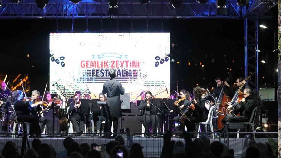 Bursa'da 'senfoni' sezonu a��l�yor