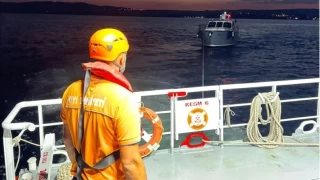 anakkale Boaz'nda srklenen teknedeki 6 kii kurtarld