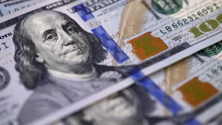 Cari denge nisanda 7.8 milyar dolar ak verdi