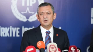 CHP Genel Başkanı Özel, TİP Genel Başkanı Baş'ı ziyaret etti