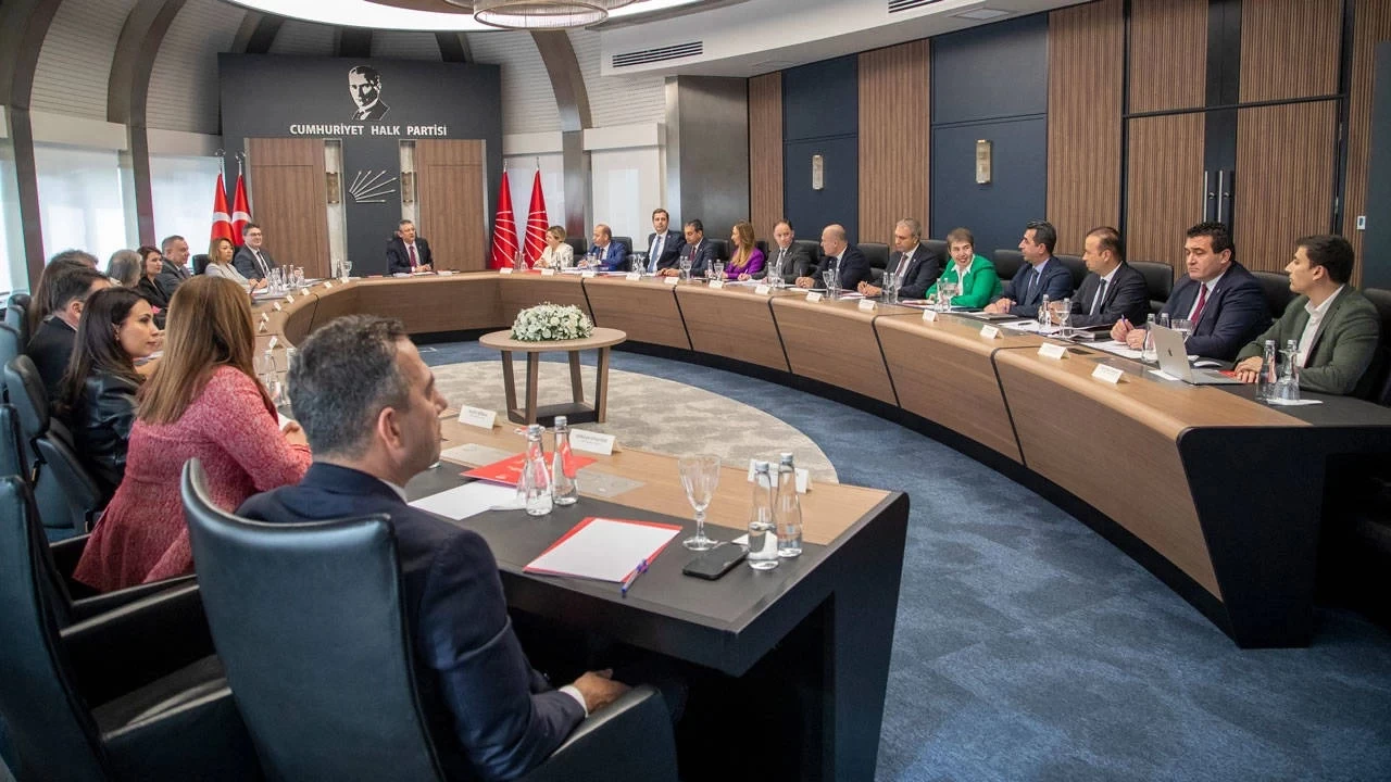 CHP MYK'sı TUSAŞ'a terör saldırısı gündemiyle toplandı