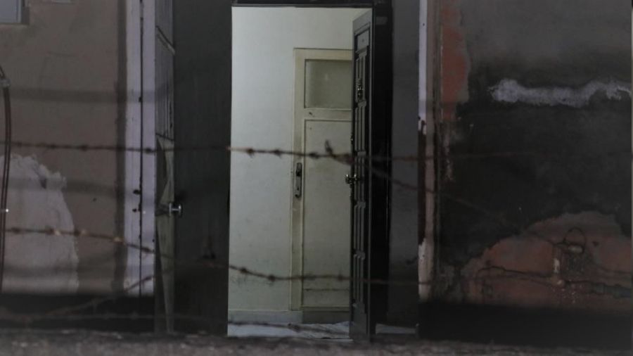 Cinnet geçiren koca dehşet saçtı