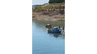ocuk el frenini indirince ara baraj sularna gmld