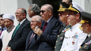 Cumhurbakan Erdoan camilerin al treninde konutu
