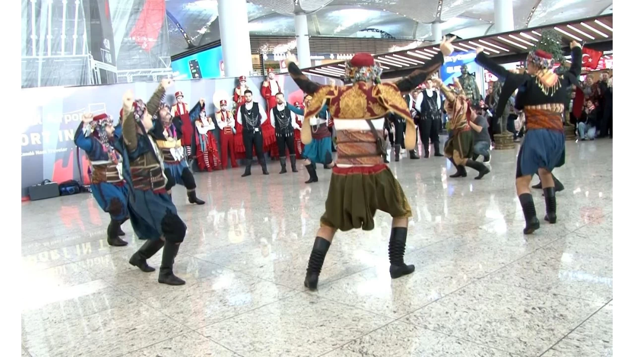 Cumhuriyet Bayramı İstanbul Havalimanı'nda coşkuyla kutlandı