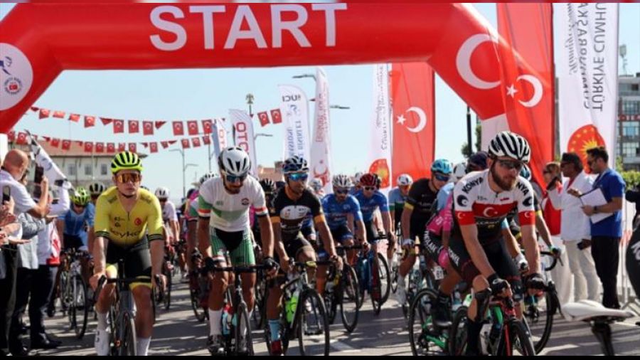 Cumhuriyet Turu Sivas'tan başladı