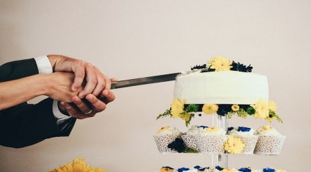 Damat pasta kesim bıçağıyla yaralandı