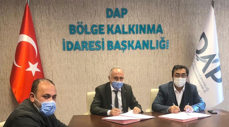 DAP'tan, Çayırlı'ya tarım makinaları desteği