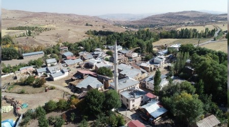 Dillerden dmeyen uzaktaki ky bu ky