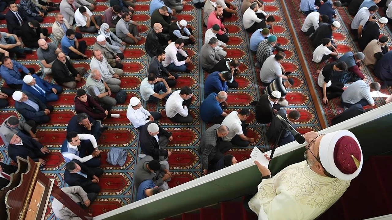 Diyanet'in 30 Ağustos hutbesinde Atatürk'e yine yer verilmedi