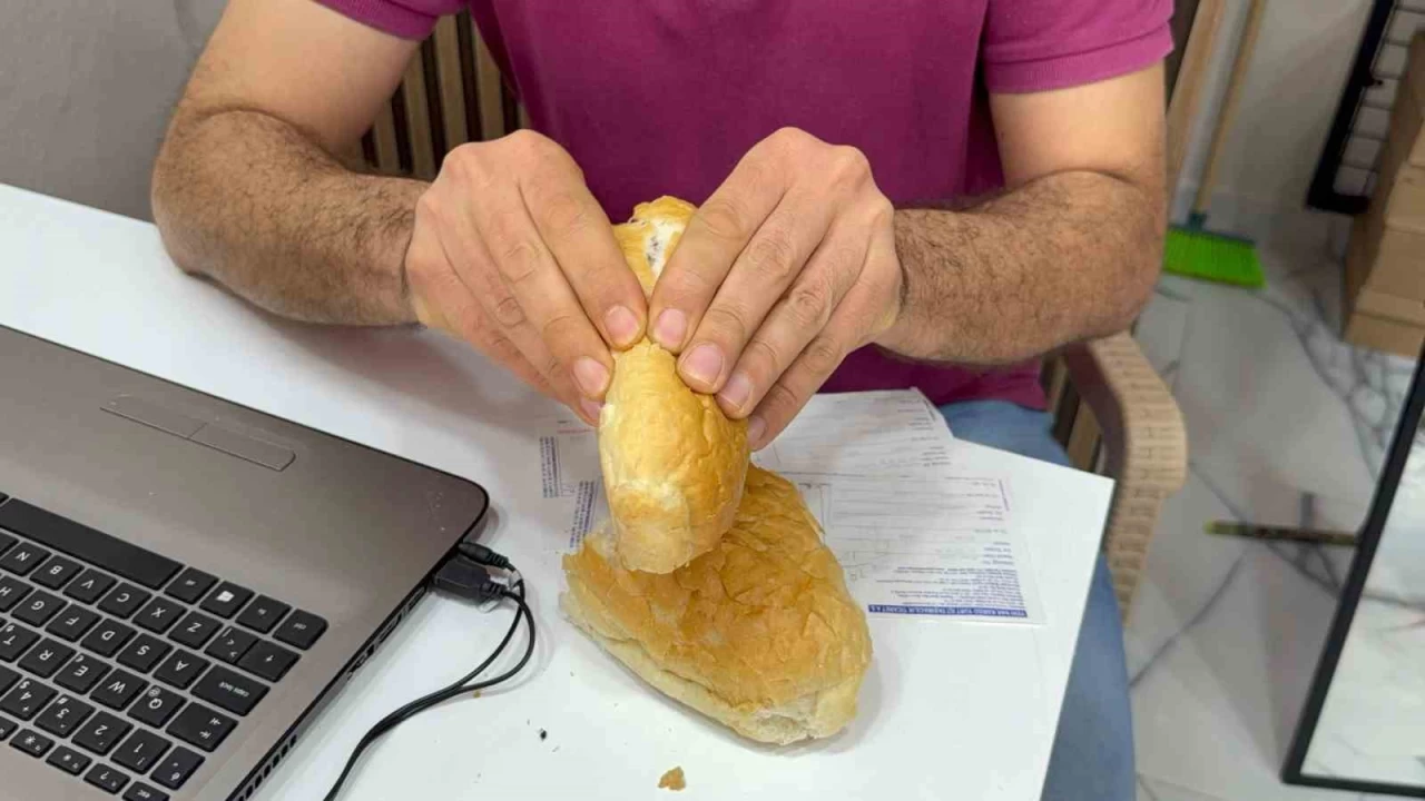 Ekmein iinden kan iviyi yutmak zereyken fark etti