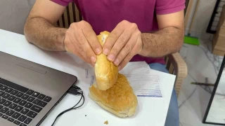Ekmein iinden kan iviyi yutmak zereyken fark etti
