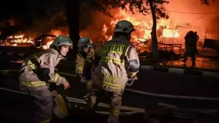 Endonezya'da huzurevinde yang�n: 16 �l�