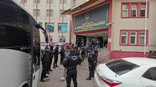 Erzurum'da 73 kaçak göçmen yakalandı