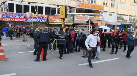 Etrafa kurşun yağdırdı: 3 yaralı