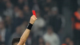 Fenerbah�e-Be�ikta� derbileri �h�r��n� ge�iyor