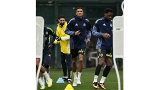 Fenerbahe, Galatasaray derbisinin hazrlklarna balad