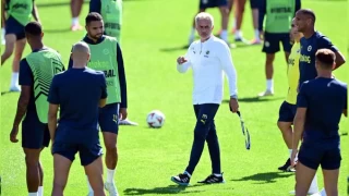 Fenerbahçe idmanı salonda başladı