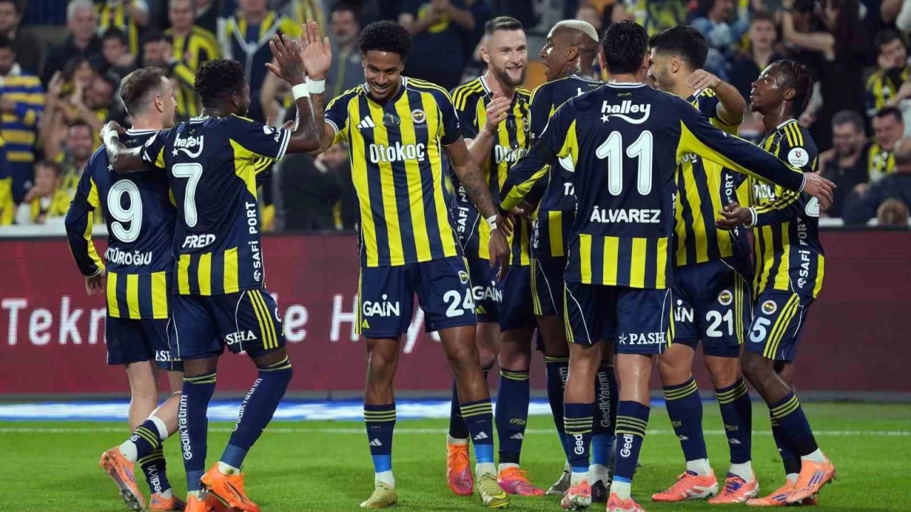 Fenerbahe'de hedef liderlii almak