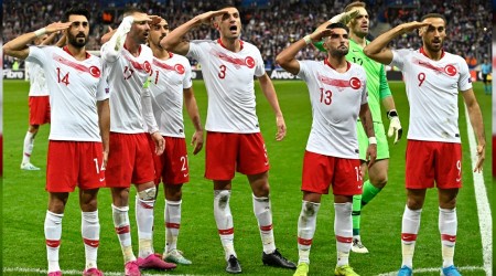 Fransa’dan Mehmetçiğe selam