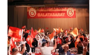 Galatasaray'n 25. ampiyonluk kutlamas devam ediyor