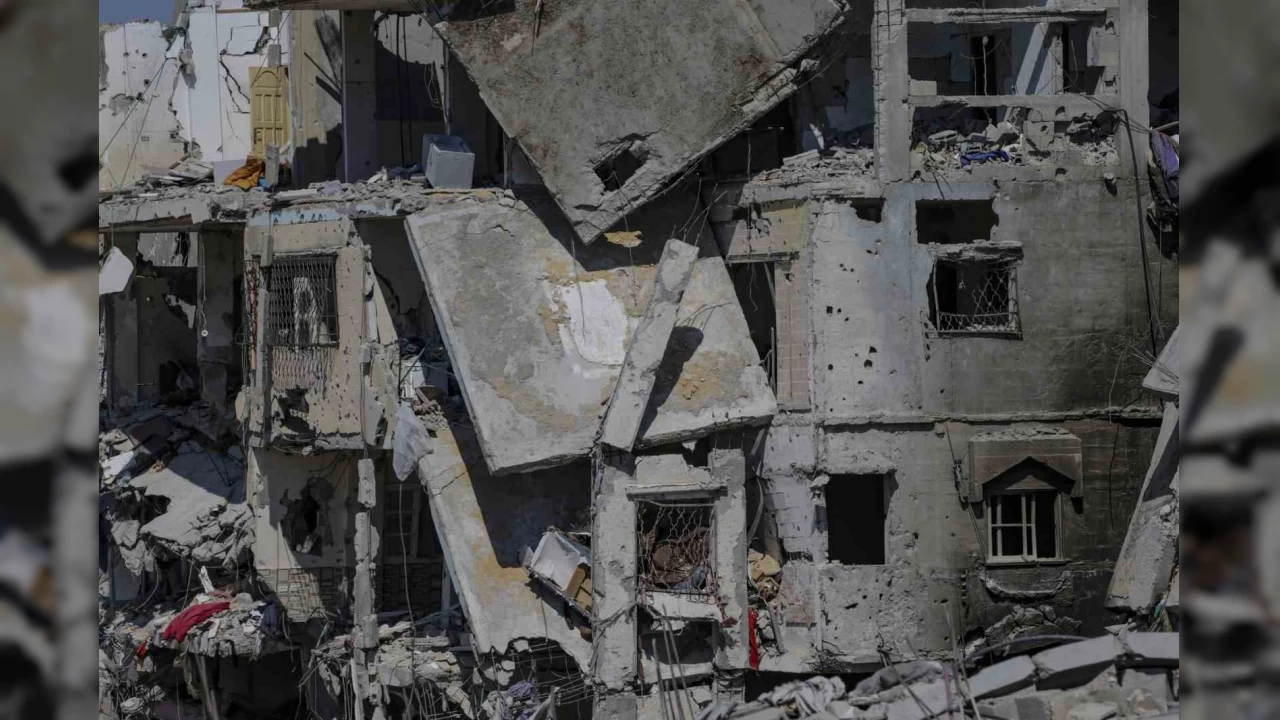 Gazze Şeridi'nde can kaybı 33 bin 729'a yükseldi