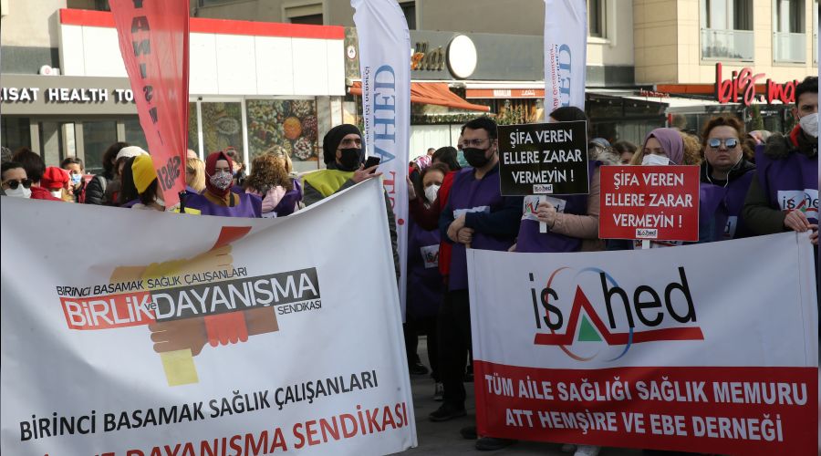 Geçen ay 17 hemşire ile 16 doktor şiddete maruz kaldı