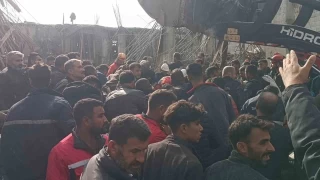 Göçük altından çıkarılan 2 çocuk işçi hayatını kaybetti