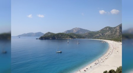 Güneyde deniz keyfi sürüyor