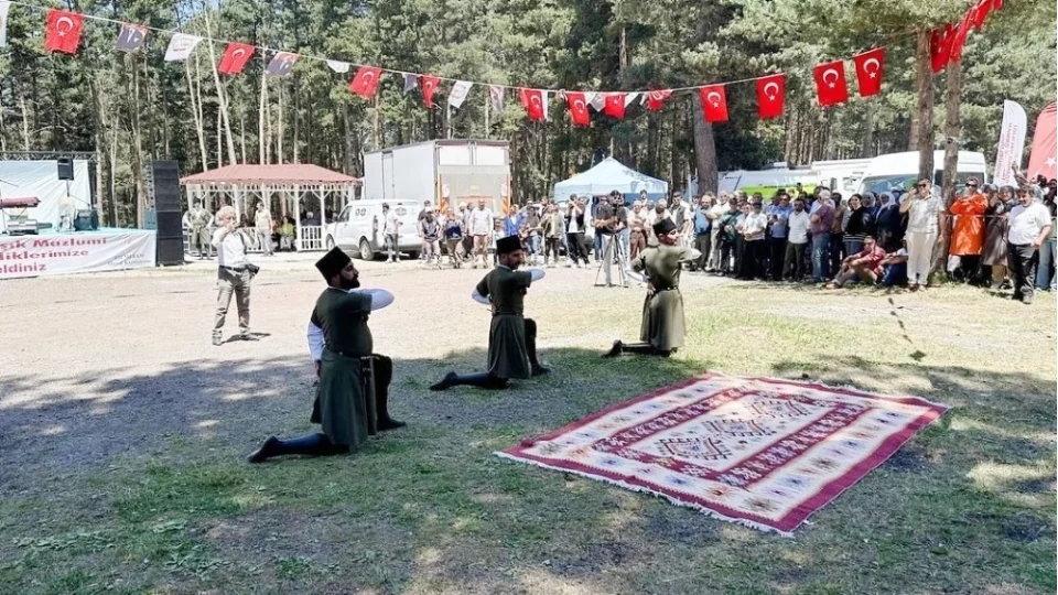 Hanak ���k Mazlumi �enli�i: Saz�n, s�z�n ve k�lt�r�n bulu�ma noktas�