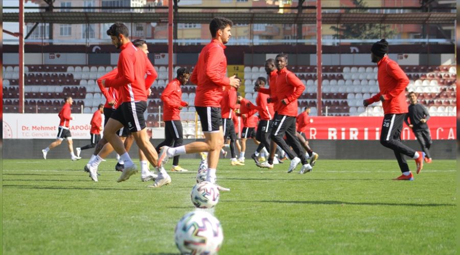 Hatayspor İstanbul'da galibiyet peşinde